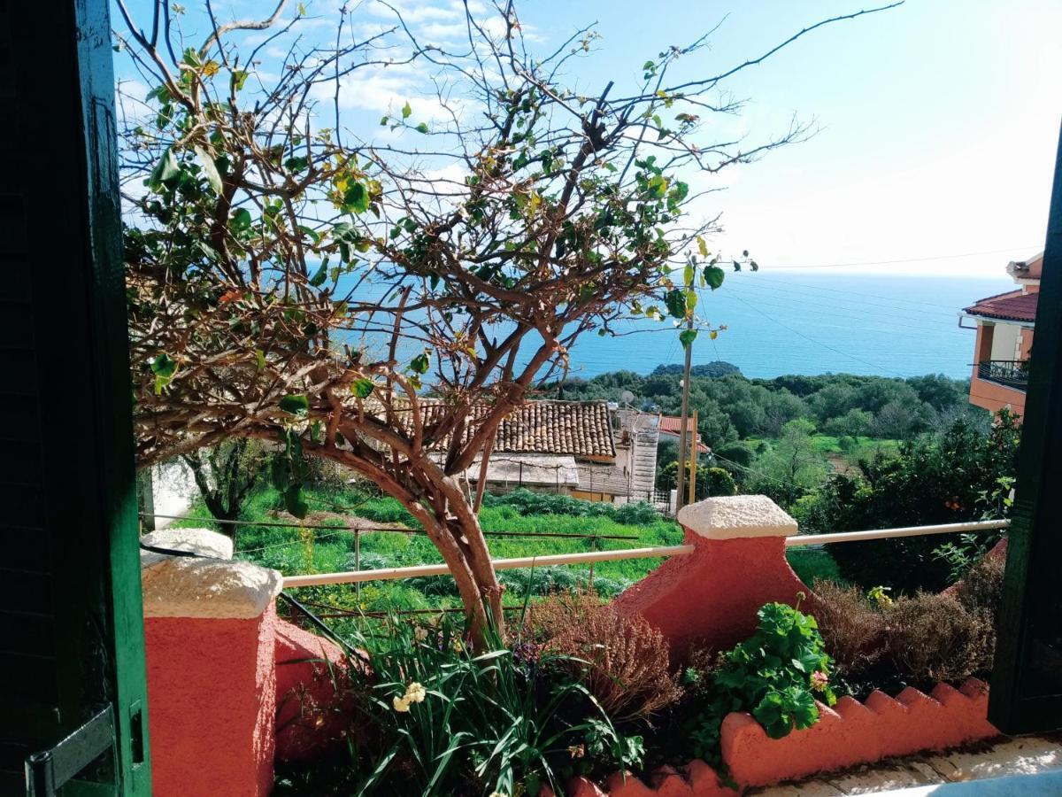 Traditional Panoramic Sea View House Lakones Экстерьер фото